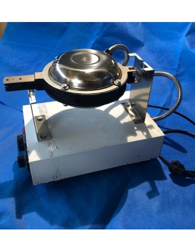 Macchina per waffle ruotabile di...