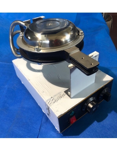 Macchina per waffle ruotabile di...