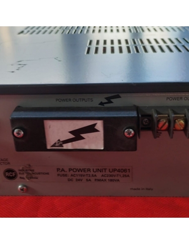 RCF UP4000 Series P.A. Amplificatore... RCF UP4000 Series P.A. Amplificatore...