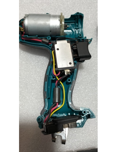 Makita HP331D Trapano avvitatore...