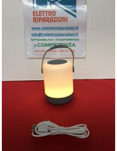 Lampada da comodino regolabile... Lampada da comodino regolabile...
