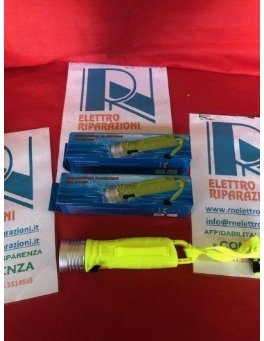 Torcia subacquea professionale a LED...
