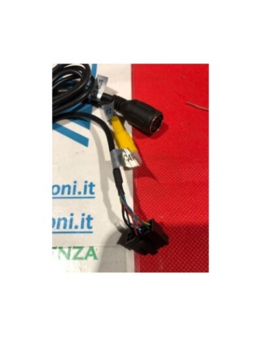 Connettore video autoradio...
