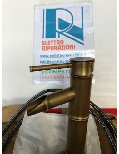 Rubinetto per lavandino del bagno in...