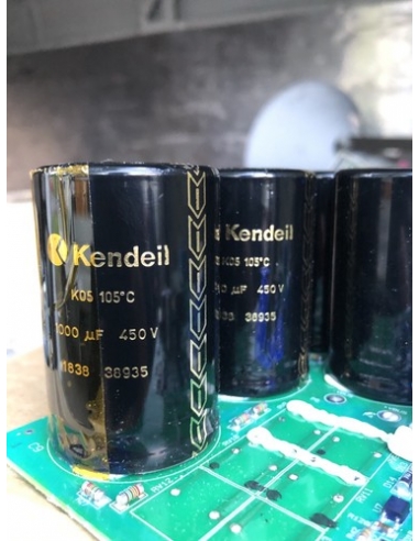 4 X 1000uF 450V Condensatore...