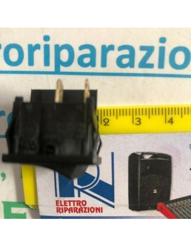 Interruttore a bilanciere 220V 15A...