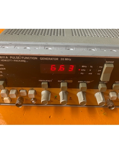 HP AGILENT KEYSIGHT 8111A GENERATORE... HP AGILENT KEYSIGHT 8111A GENERATORE...