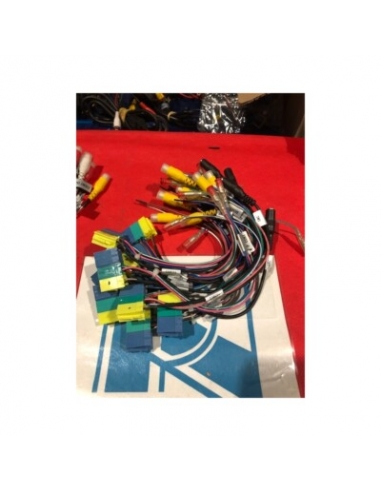 Connettori comandi volante e uscite...