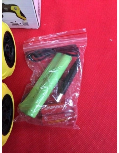 AUTO ACROBATICA TELECOMANDATA,... AUTO ACROBATICA TELECOMANDATA,...