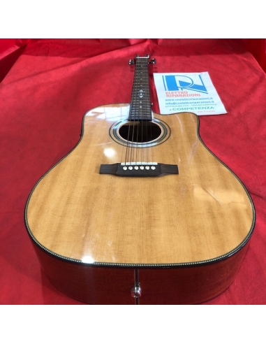 Chitarra Acustica elettrificata... Chitarra Acustica elettrificata...