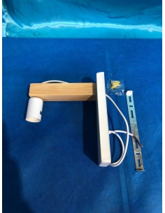 Lampada da parete moderna...