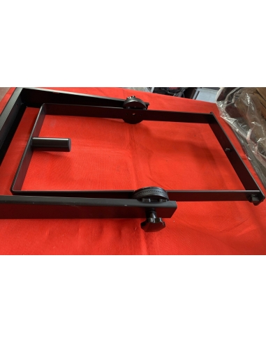 Staffa verticale a soffitto per casse...