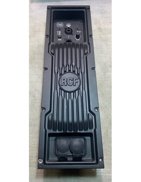 Amplificatore completo RCF ART 945-A Biamplificato classe D 2100 W 135 dB