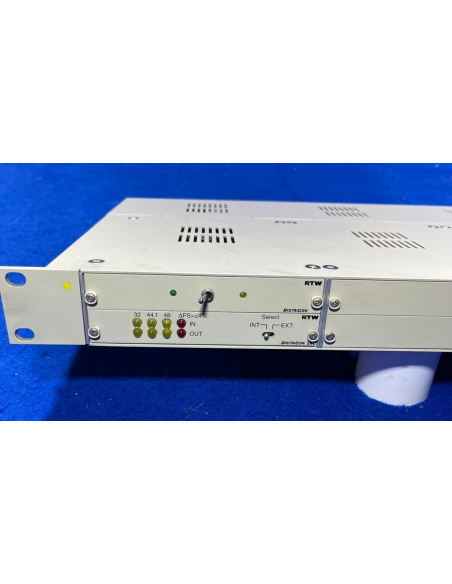 RTW 1239 Distributore audio con sottotelaio da 19″/1U con alimentatore e connett